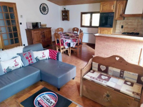 Duplex lumineux avec mezzanine, proche pistes et centre, balcon sud, garage inclus - FR-1-464-194